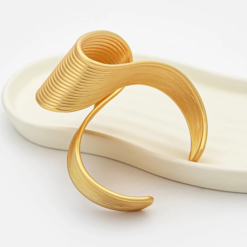 Cévana Aurelia Ribbon Cuff