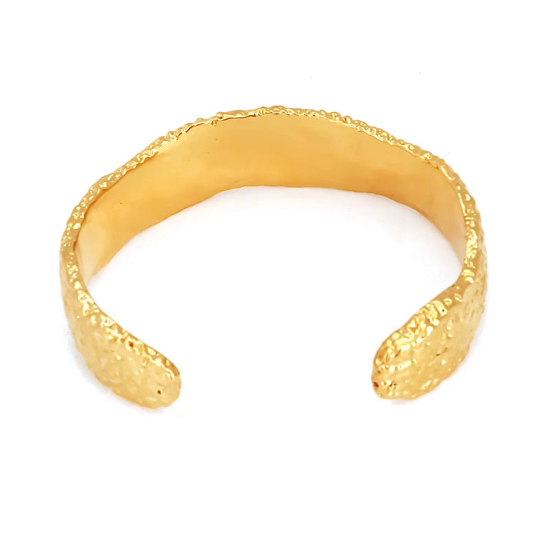 Cévana Solara Bark Cuff